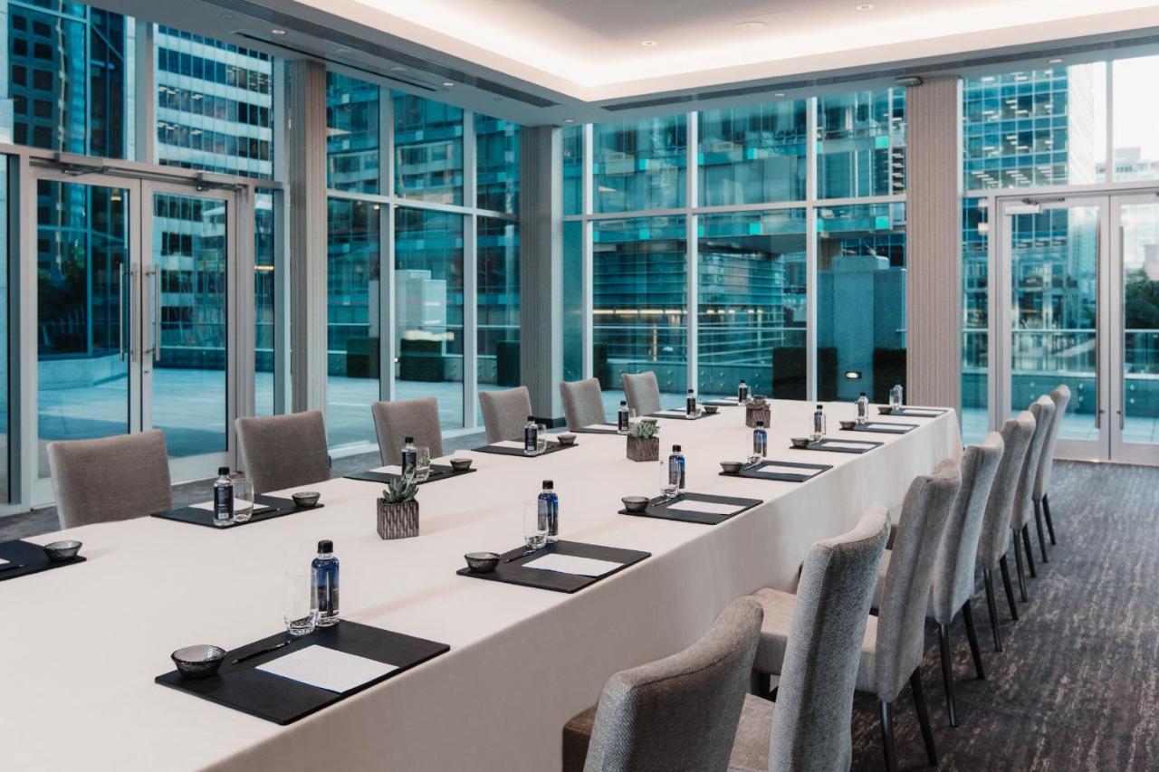 Hotel Paradox Vancouver 4*