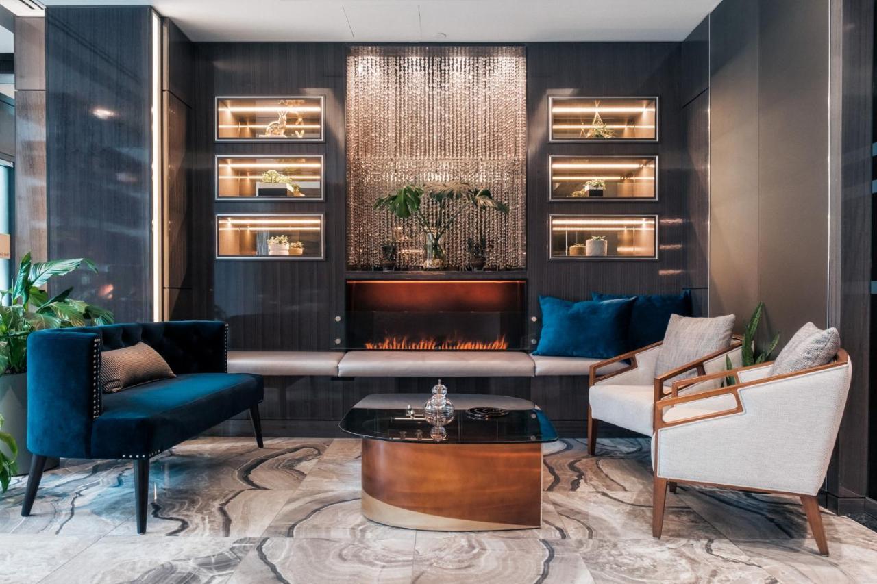 Paradox Vancouver Hotel Vancouver